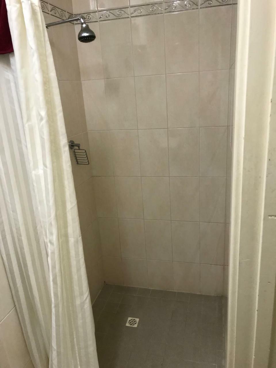 بورت بيري Travelway Motel المظهر الخارجي الصورة